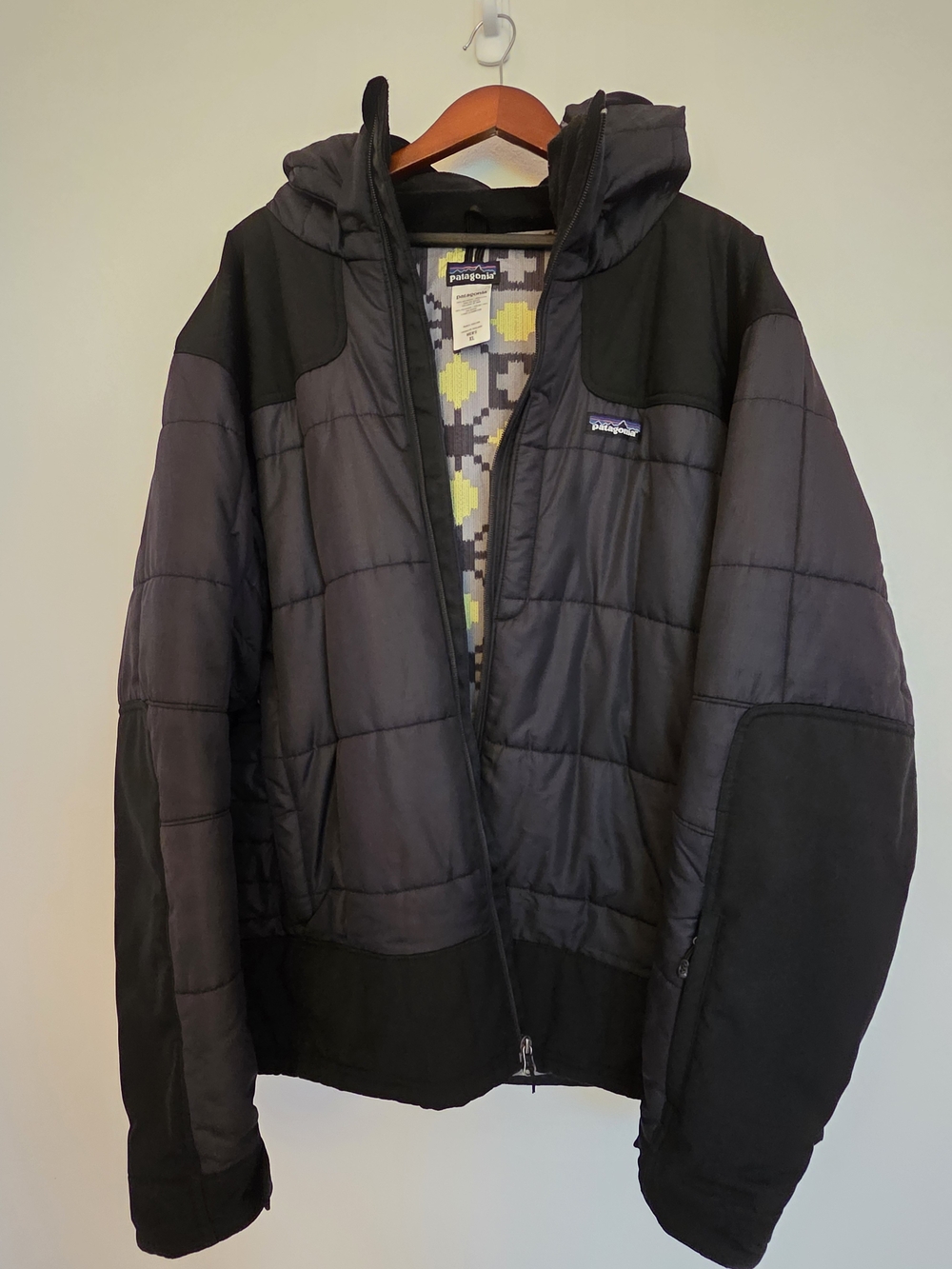 Patagonia Mens XL Rubicon Rider Insulated Jacket Black Geo Print Liner 29453 F9